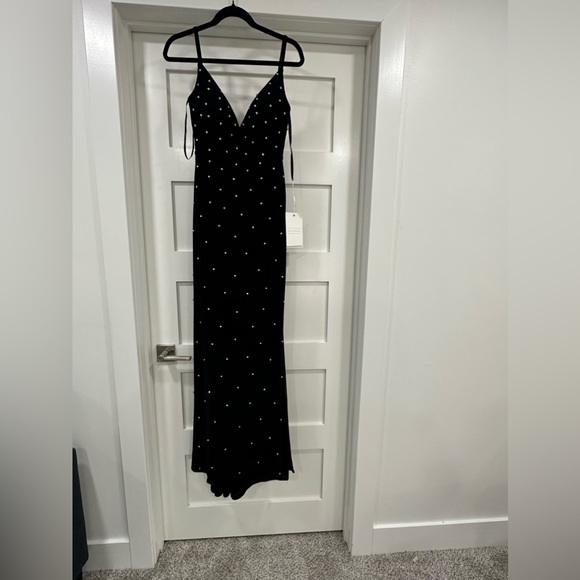 SOLD - RHINESTONE EMBELLISHED V-NECK GOWN Size O COLOR — Black New With Tags - Picture 2 of 7